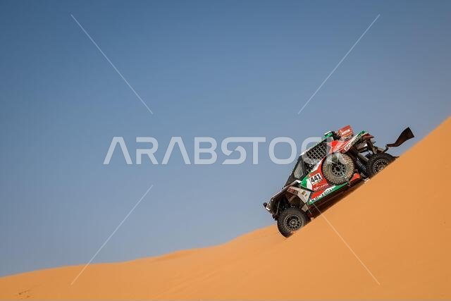 وادي الدواسر، المملكة العربية السعودية. 05 يناير 2021. 441 براشيتي بيريتي فرديناندو (الآن)، تورنابيل كوردوبا رافائيل (إسبانيا)، بولاريس، إكستريم بلس بولاريس فاكتوري تيم، موتول، سلسلة SSV - T4، العمل خلال المرحلة الثالثة من داكار 2021 بين وادي الدواسر ووادي الدواسر، المملكة العربية السعودية فلوران جودن / DPPI / LM الائتمان: LiveMedia Publishing المجموعة / علمي لايف نيوز