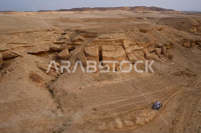 Buraydah, Saudi Arabia. 07th Jan, 2021. #300 Sainz Carlos (esp), Cruz Lucas (esp), Mini, X-Raid Mini JCW Team, Auto, action during the 5th stage of the Dakar 2021 between Riyadh and Al Qaisumah, in Saudi Arabia on January 7, 2021 - Photo Eric Vargiolu/DPPI/LM Credit: Gruppo Editoriale LiveMedia/Alamy Live News