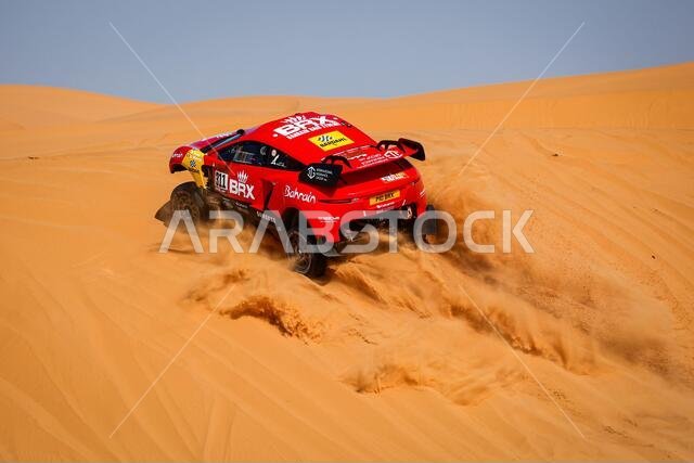 Ha'il, Saudi Arabia. 8th Jan 2021. 311 Roma Nani (esp), Winocq Alexandre (fra), Hunter, Bahrain Raid Extreme, BRX, Auto, action during the 6th stage of the Dakar 2021 between Al Qaisumah and Ha'il, in Saudi Arabia on January 8, 2021 - Photo Florent Gooden/DPPI/LM Credit: Gruppo Editoriale LiveMedia/Alamy Live News