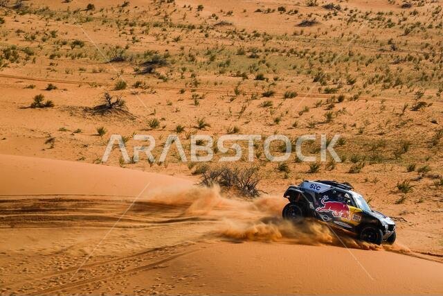 Ha'il, Saudi Arabia. 8th Jan 2021. #302 Peterhansel Stephane (fra), Boulanger Edouard (fra), Mini, X-Raid Mini JCQ Team, Auto, action during the 6th stage of the Dakar 2021 between Al Qaisumah and Ha'il, in Saudi Arabia on January 8, 2021 - Photo Eric Vargiolu/DPPI/LM Credit: Gruppo Editoriale LiveMedia/Alamy Live News