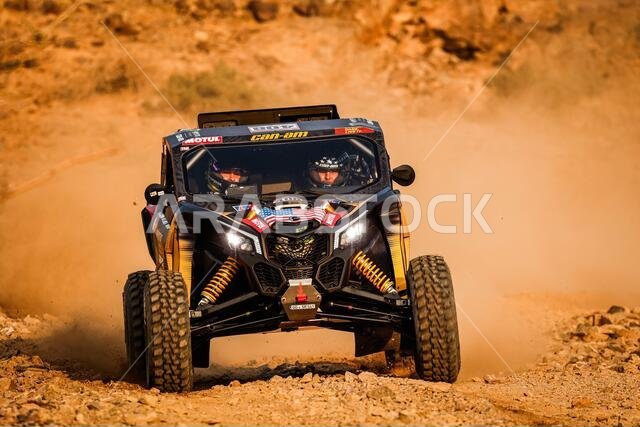 #408 Jones Austin (usa), Gugelmin Gustavo (bra), Can-Am, Monster Energy Can-Am, Motul, SSV Series - T4, action during the Dakar 2021as Prologue and start podium ceremony in Jeddah, Saudi Arabia on January 2, 2021 - Photo Florent Gooden / DPPI / LM