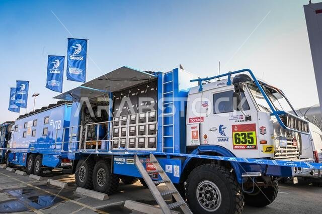 Jeddah, Saudi Arabia. 1st January, 2021. Kamaz assistance during the Dakar 2021as Administrative and Technical scrutineering in Jeddah, Saudi Arabia from January 1 to 2, 2021 - Photo Eric Vargiolu / DPPI / LM Credit: Gruppo Editoriale LiveMedia/Alamy Live News