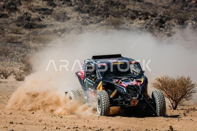 Saudi Arabia. 03rd Jan, 2021. 408 Jones Austin (usa), Gugelmin Gustavo (bra), Can-Am, Monster Energy Can-Am, Motul, SSV Series - T4, action during the 1st stage of the Dakar 2021 between Jeddah and Bisha, in Saudi Arabia on January 3, 2021 - Photo Florent Gooden / DPPI / LM Credit: Gruppo Editoriale LiveMedia/Alamy Live News