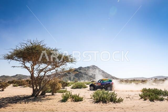 Saudi Arabia. 03rd Jan, 2021. 335 Spinelli Guilherme (bra), Haddad Youssef (bra), Mini, X-Raid Mini JCW Rally Team, Auto, action during the 1st stage of the Dakar 2021 between Jeddah and Bisha, in Saudi Arabia on January 3, 2021 - Photo Antonin Vincent / DPPI / LM Credit: Gruppo Editoriale LiveMedia/Alamy Live News