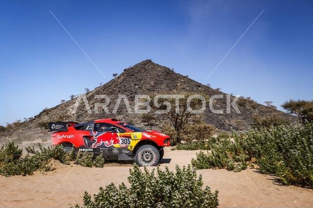 Saudi Arabia. 03rd Jan, 2021. 305 Loeb Sebastien (fra), Elena Daniel (mco), Hunter, Bahrain Raid Xtreme, Auto, BRX, action during the 1st stage of the Dakar 2021 between Jeddah and Bisha, in Saudi Arabia on January 3, 2021 - Photo Antonin Vincent / DPPI / LM Credit: Gruppo Editoriale LiveMedia/Alamy Live News