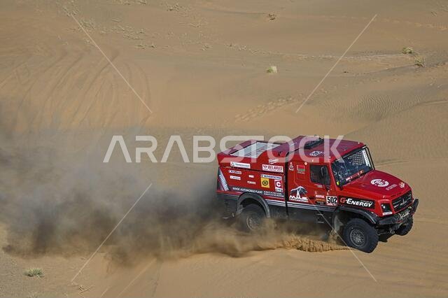#502 فيازوفيتش سيارهي (blr)، هارانين بافيل (blr)، زاباروشانكا أنطون (blr)، ماز، Maz-Sportauto، شاحنة، أثناء المرحلة الثانية من داكار 2021 بين بيشة ووادي الدواسر، المملكة العربية السعودية في 4 يناير 2021 - تصوير Eric Vargiolu / DPPI / LM