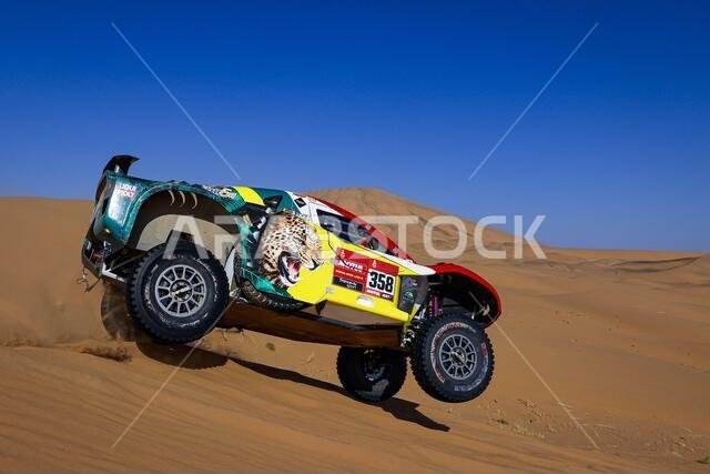 # 358 غاستالدي مارسيلو تيغليا (حمالة الصدر)، رولدان لوريفال (حمالة الصدر)، سينشري ريسينغ، أوتو، أثناء المرحلة الثانية من داكار 2021 بين بيشة ووادي الدواسر، المملكة العربية السعودية في 4 يناير 2021 - Photo Florent Gooden / DPPI / LM