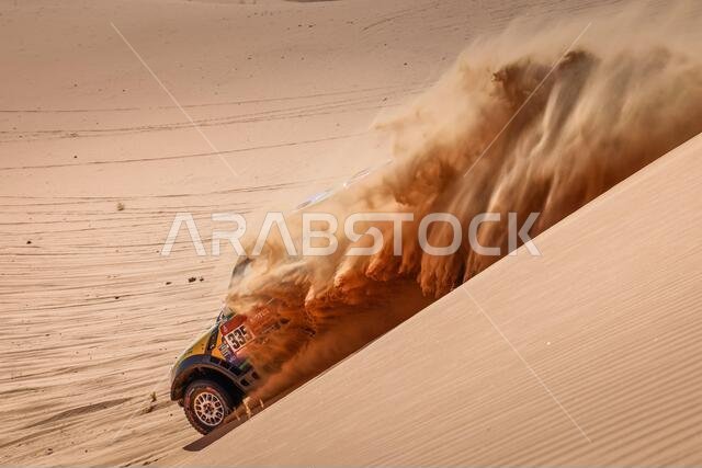 Bisha, Saudi Arabia. 04th Jan, 2021. 335 Spinelli Guilherme (bra), Haddad Youssef (bra), Mini, X-Raid Mini JCW Rally Team, Auto, action during the 2nd stage of the Dakar 2021 between Bisha and Wadi Al Dawasir, in Saudi Arabia on January 4, 2021 - Photo Frederic Le Floc'h/DPPI/LM Credit: Gruppo Editoriale LiveMedia/Alamy Live News