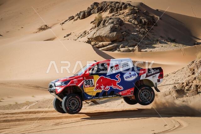 Bisha, Saudi Arabia. 04th Jan, 2021. #301 Al-Attiyah Nasser (qat), Baumel Matthieu (fra), Toyota, Toyota Gazoo Racing, Auto, action during the 2nd stage of the Dakar 2021 between Bisha and Wadi Al Dawasir, in Saudi Arabia on January 4, 2021 - Photo Antonin Vincent/DPPI/LM Credit: Gruppo Editoriale LiveMedia/Alamy Live News Bisha, Saudi Arabia. 04th Jan, 2021. #301 Al-Attiyah Nasser (qat), Baumel Matthieu (fra), Toyota, Toyota Gazoo Racing, Auto, action during the 2nd stage of the Dakar 2021 between Bisha and Wadi Al Dawasir, in Saudi Arabia on January 4, 2021 - Photo Antonin Vincent/DPPI/LM Credit: Gruppo Editoriale LiveMedia/Alamy Live News