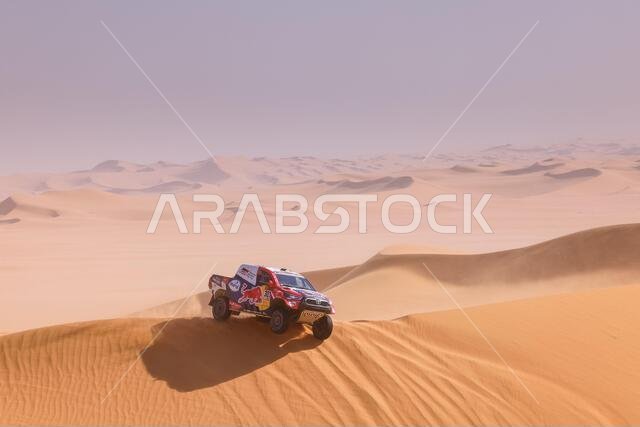 Wadi Al Dawasir, Saudi Arabia. 05th Jan, 2021. 301 Al-Attiyah Nasser (qat), Baumel Matthieu (fra), Toyota, Toyota Gazoo Racing, Auto, action during the 3rd stage of the Dakar 2021 between Wadi Al Dawasir and Wadi Al Dawasir, in Saudi Arabia on January 5, 2021 - Photo Frederic Le Floc'h/DPPI/LM Credit: Gruppo Editoriale LiveMedia/Alamy Live News