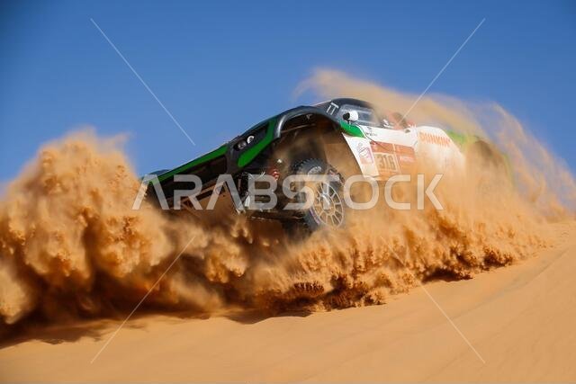 #316 سيادان ياسر (السعودية)، كوزميتش أليكسي (روسيا)، سينشري، إس آر تي ريسينغ، أوتو، خلال المرحلة الثالثة من رالي داكار 2021 بين وادي الدواسر ووادي الدواسر، في المملكة العربية السعودية بتاريخ 5 يناير 2021 - صورة جوليان ديلفوس / DPPI / LM