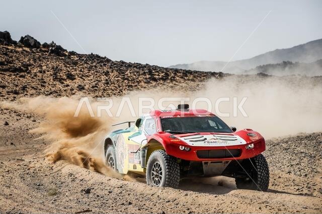356 Juskauskas Edvinas (ltu), Paliukenas Aisvydas (ltu), Toyota, Team Pitlane, Auto, action during the 4th stage of the Dakar 2021 between Wadi Al Dawasir and Riyadh, in Saudi Arabia on January 6, 2021 - Photo Antonin Vincent / DPPI / LM