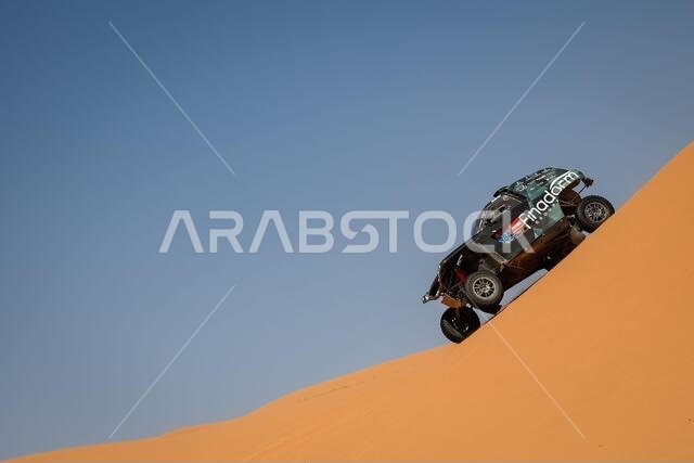 وادي الدواسر، المملكة العربية السعودية. 5 يناير 2021. 384 بيرغونه جان ريمي (فرنسي)، بروسي جان (فرنسي)، بي إتش سبورت، بي إتش سبورت، نموذج المركبات الخفيفة - تي 3، خلال المرحلة الثالثة من رالي داكار 2021 بين وادي الدواسر ووادي الدواسر، في المملكة العربية السعودية في 5 يناير 2021 - صورة فلورنت غودن/DPPI/LM. حقوق الصورة: Gruppo Editoriale LiveMedia/Alamy Live News