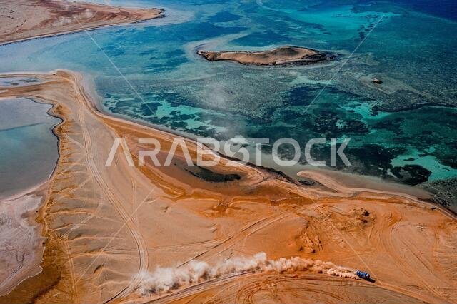 نيوم، المملكة العربية السعودية. ١٢ يناير ٢٠٢١. #٥٠١ شيبالوف أنطون (روسي)، نيكيتين ديمتري (روسي)، تاتارينوف إيفان (روسي)، كاماز، كاماز - ماستر، شاحنة، خلال المرحلة التاسعة من رالي داكار ٢٠٢١ بين نيوم ونيوم، في المملكة العربية السعودية في ١٢ يناير ٢٠٢١ - صورة إريك فارغيولو/DPPI/LM. حقوق الصورة: Gruppo Editoriale LiveMedia/Alamy Live News