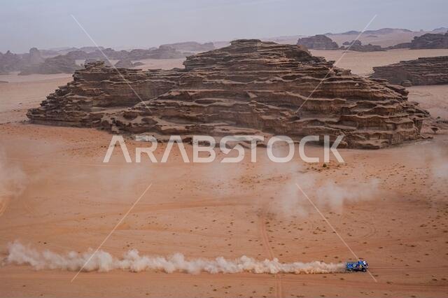Al Ula, Saudi Arabia. 13th Jan, 2021. #507 Sotnikov Dmitry (rus), Akhmadeev Ruslan (rus), Akhmatzianov Ilgiz (rus), Kamaz, Kamaz - Master, Camion, Truck, action during the 10th stage of the Dakar 2021 between Neom and Al-Ê¿Ula, in Saudi Arabia on January 13, 2021 - Photo Eric Vargiolu/DPPI/LM Credit: Gruppo Editoriale LiveMedia/Alamy Live News
