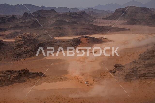 العلا، المملكة العربية السعودية. ١٣ يناير ٢٠٢١. #٥١٤ سولتيس مارتن (جمهورية التشيك)، شوفانيك ديفيد (جمهورية التشيك)، سيكولا توماس (جمهورية التشيك)، تاترا، فريق تاترا باغيرا للسباقات، شاحنة، خلال المرحلة العاشرة من رالي داكار ٢٠٢١ بين نيوم والعلا، في المملكة العربية السعودية بتاريخ ١٣ يناير ٢٠٢١ - صورة إريك فارغيولو/DPPI/LM. حقوق الصورة: Gruppo Editoriale LiveMedia/Alamy Live News