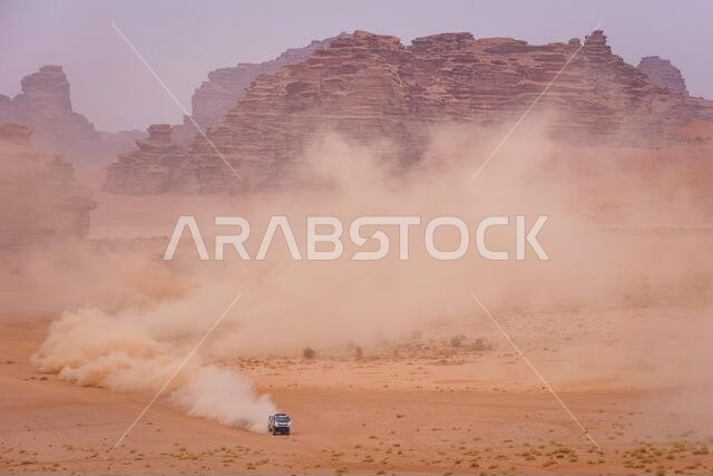 Al Ula, Saudi Arabia. 13th Jan, 2021. 507 Sotnikov Dmitry (rus), Akhmadeev Ruslan (rus), Akhmatzianov Ilgiz (rus), Kamaz, Kamaz - Master, Camion, Truck, action during the 10th stage of the Dakar 2021 between Neom and Al-Ula, in Saudi Arabia on January 13, 2021 - Photo Antonin Vincent/DPPI/LM Credit: Gruppo Editoriale LiveMedia/Alamy Live News