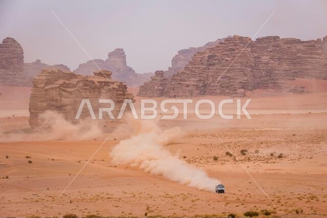 العلا، المملكة العربية السعودية. ١٣ يناير ٢٠٢١. ٥٠٩ مارديف أيرات (روسي)، سفيستونوف ديمتري (روسي)، غاليوتدينوف أحمد (روسي)، كاماز، كاماز - ماستر، شاحنة، خلال المرحلة العاشرة من رالي داكار ٢٠٢١ بين نيوم والعلا، في المملكة العربية السعودية في ١٣ يناير ٢٠٢١ - صورة أنتونين فينسنت/DPPI/LM. حقوق الصورة: Gruppo Editoriale LiveMedia/Alamy Live News