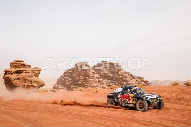 Al Ula, Saudi Arabia. 13th Jan, 2021. 300 Sainz Carlos (esp), Cruz Lucas (esp), Mini, X-Raid Mini JCW Team, Auto, action during the 10th stage of the Dakar 2021 between Neom and Al-?Ula, in Saudi Arabia on January 13, 2021 - Photo Frederic Le Floc'h/DPPI/LM Credit: Gruppo Editoriale LiveMedia/Alamy Live News