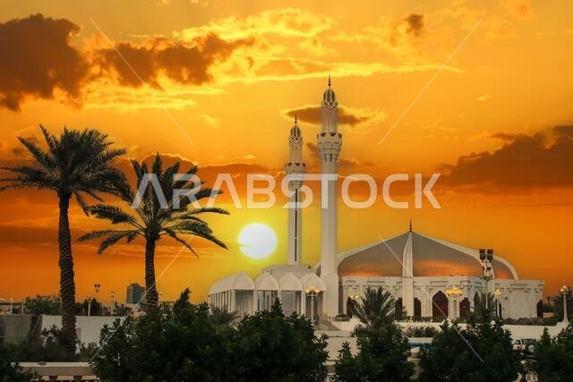 مسجد حسن النية عند غروب الشمس في جدة. العمارة الإسلامية. المملكة العربية السعودية