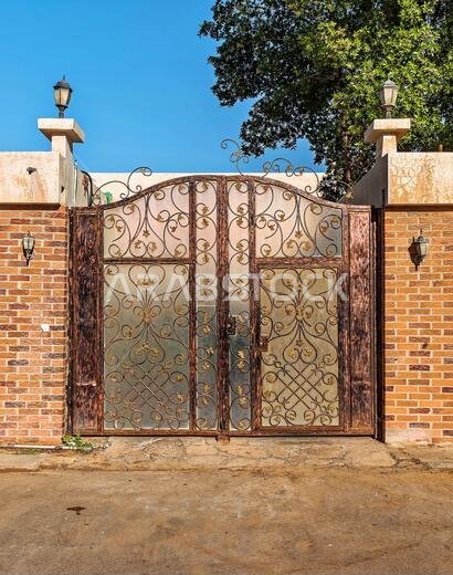 Gate views