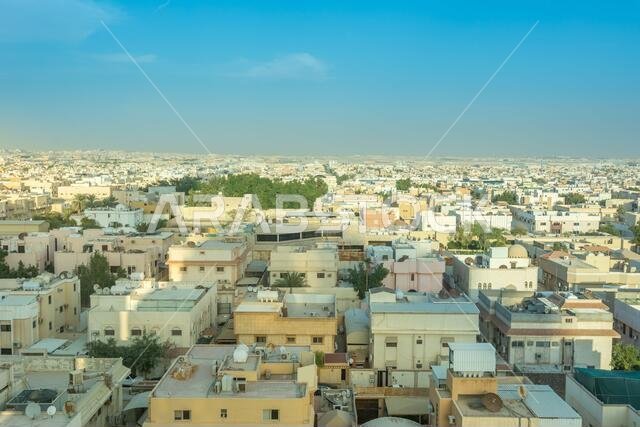 منظر جوي لمدينة الرياض يظهر المباني وأفقها في وسط مدينة الرياض، المملكة العربية السعودية