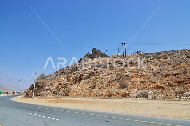 الحصن القديم بالقرب من الباحة، المملكة العربية السعودية الحصن القديم بالقرب من الباحة، المملكة العربية السعودية