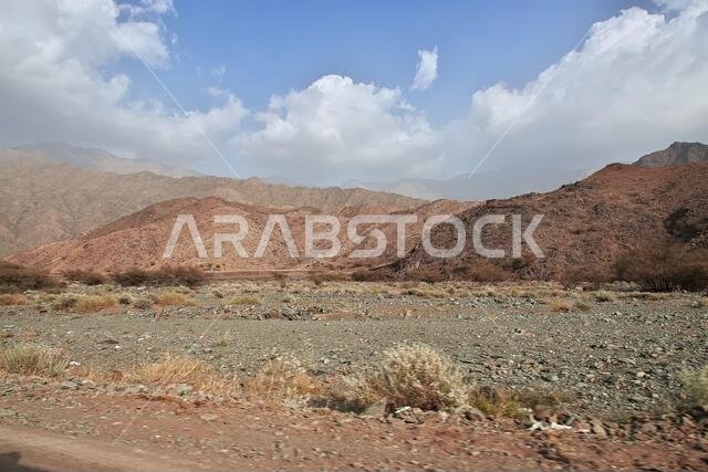 طبيعة جبال الحجاز بالقرب من مدينة الطائف في منطقة مكة المكرمة بالمملكة العربية السعودية