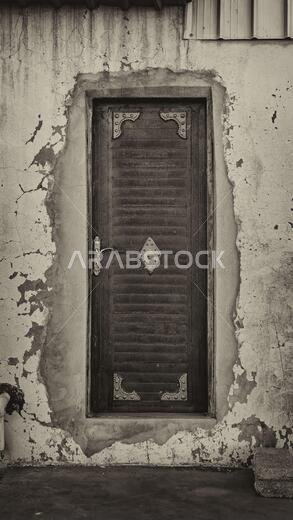 Saudi Door-Antique Sepia