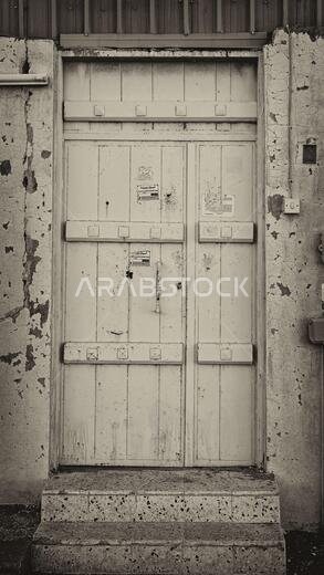 Saudi Door-Antique Sepia