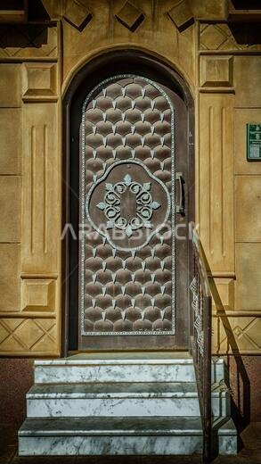 Saudi Door-rustic shadow HDR
