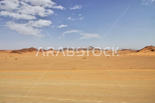 كثبان رملية في الصحراء، المملكة العربية السعودية