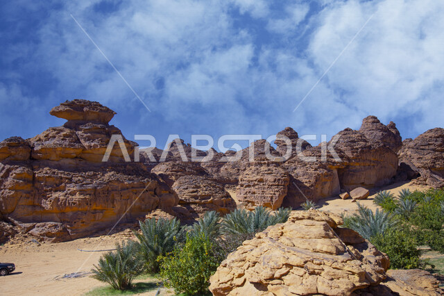 التكوينات والتشكيلات الصخرية الطبيعية في مدينة العلا بالمملكة العربية السعودية، المعالم التاريخية الأثرية السياحية، جمال الطبيعة الصحراوية، الجبال الصخرية في محافظة العلا، السياحة في السعودية