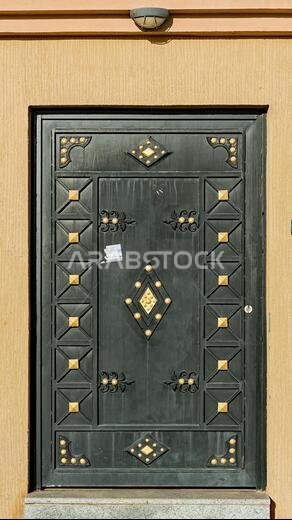 Saudi Arabian doors