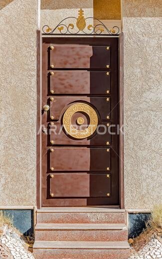 Saudi Arabian doors