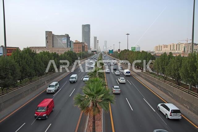 الشارع الواقع في وسط مدينة الرياض، المملكة العربية السعودية