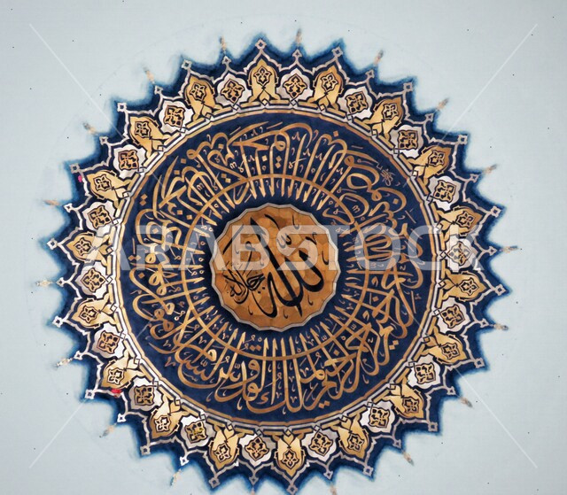 تصميم فن الخط العربي ، قالب تصميم ، نص مخطوطة دينية ، زخارف إسلامية ، آيات قرآنية ، اسم الله ، الله جل جلاله ، البسملة ، أسماء الله الحسنى ، لوحات الخط العربي الإسلامي