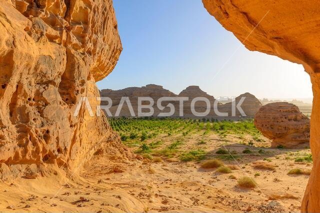 تشكيلات صخرية في وادي العلا التاريخي، المملكة العربية السعودية
