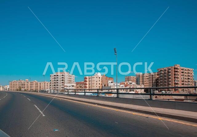 منظر للمباني والمنازل السعودية في شوارع جدة، المملكة العربية السعودية، 2020