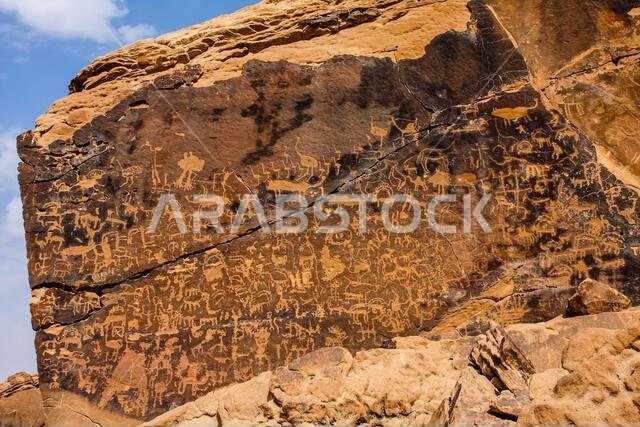 Graffiti Rock (Musayqirah Petroglyphs, Qaryat al Asba), Riyadh Province, Saudi Arabia