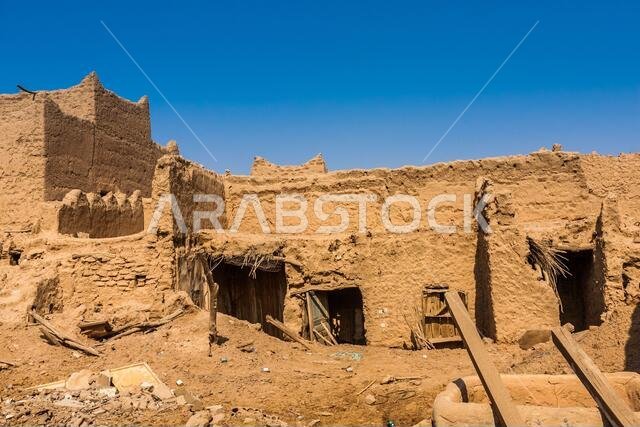 The abandoned traditional Arab mud brick houses, Al Majmaah, Saudi Arabia The abandoned traditional Arab mud brick houses, Al Majmaah, Saudi Arabia