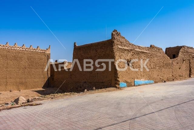 العمارة العربية التقليدية المبنية من الطوب اللبن في المجمعة، المملكة العربية السعودية