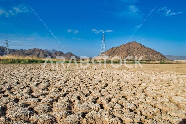 جف موقع السد الواقع أعلى النهر بسبب الحرارة الشديدة