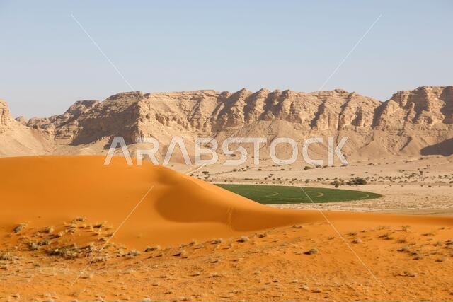 كثبان رملية حمراء جميلة جنوب الرياض في المملكة العربية السعودية