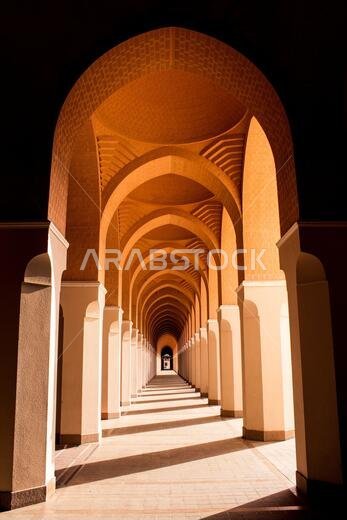 المدينة المنورة/المملكة العربية السعودية - 9 مايو 2014: مسجد أبيار علي، مسجد الشجرة، هو أحد المواقيت العديدة للمسلمين الذين يؤدون فريضة العمرة في مكة المكرمة.