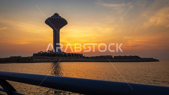 منظر صباحي لبرج مياه الخبر في كورنيش الخبر - المملكة العربية السعودية، 24 فبراير 2020