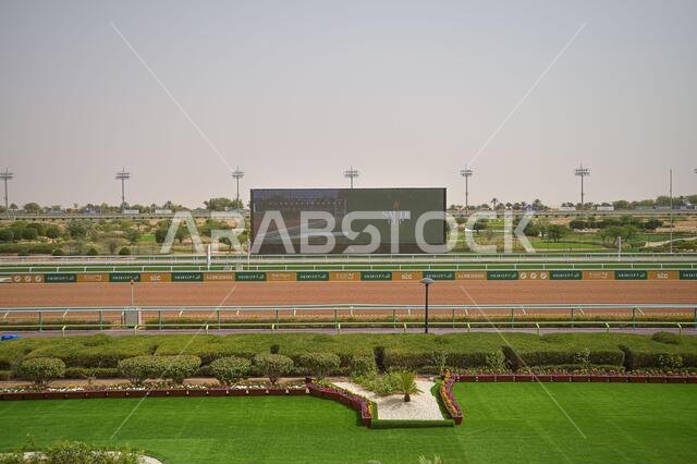 الرياض، المملكة العربية السعودية. ٢٩ فبراير ٢٠٢٠. تم تجهيز المضمار لاستضافة النسخة الأولى من كأس السعودية، والتي ستضم أغنى سباق في العالم بجوائز مالية قدرها ٢٠ مليون دولار. حقوق الصورة: فيروز خان/ألامي لايف نيوز