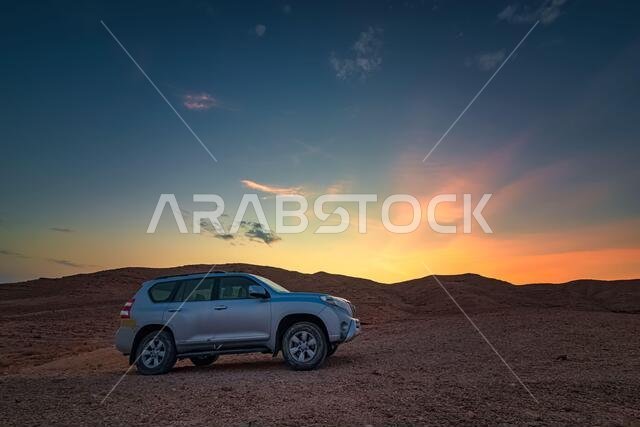 حافة العالم، معلم طبيعي ووجهة سياحية شهيرة بالقرب من الرياض - المملكة العربية السعودية.
