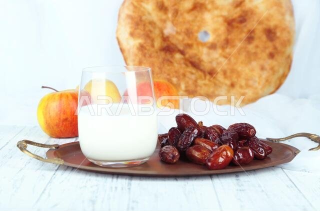 صورة توضيحية لمائدة رمضان