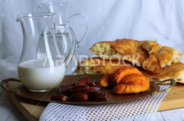 صورة توضيحية لمائدة رمضان صورة توضيحية لمائدة رمضان